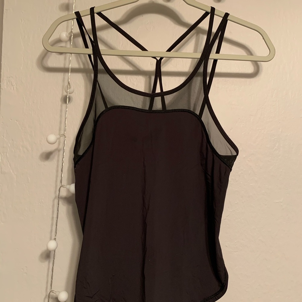 Lululemon tank